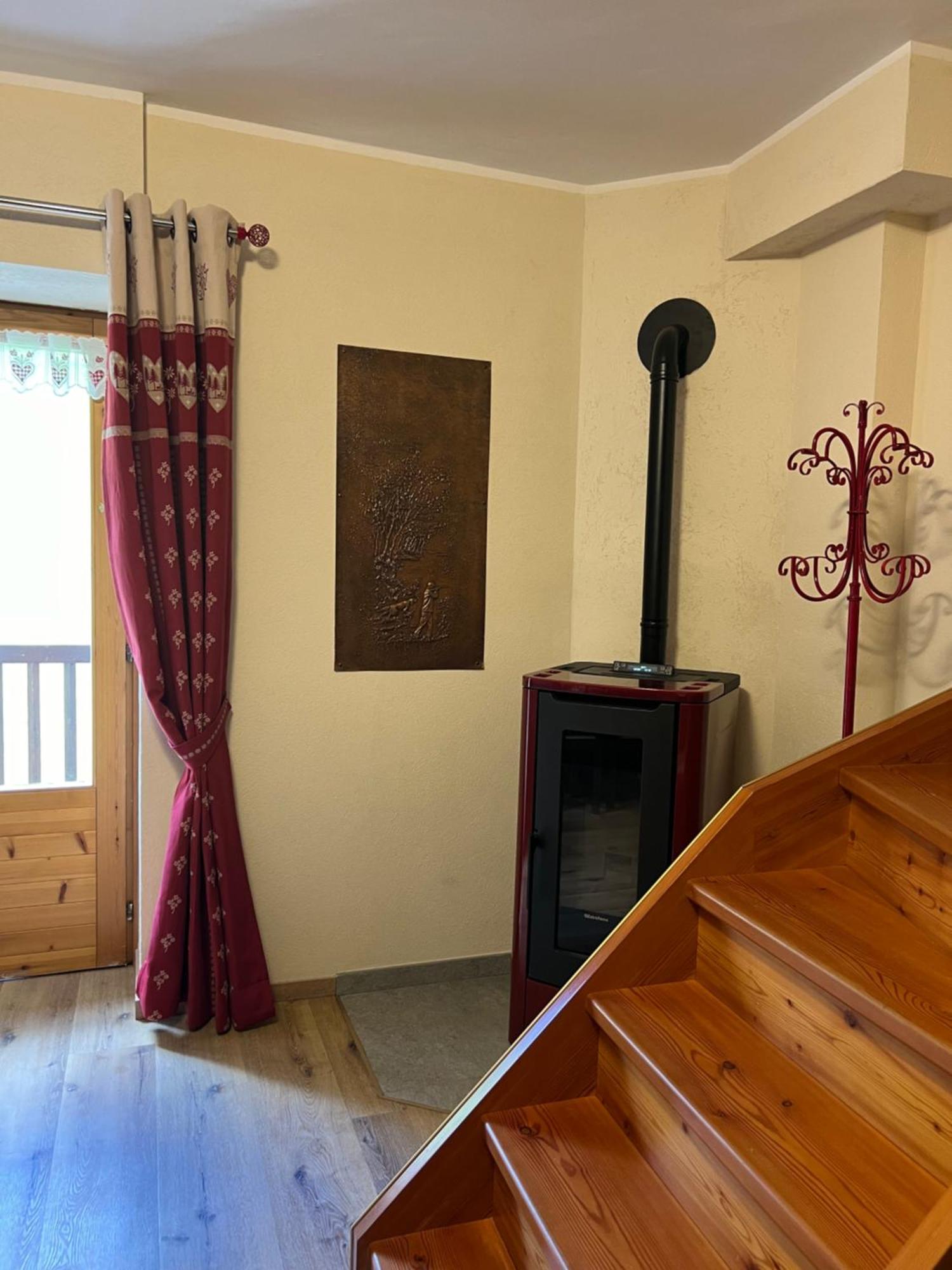 Maison Marcoz - Appartamenti Vacanze Etroubles Exterior foto
